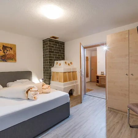 Holiday home In Near Hochzillertal Area, Cleaning Included Fuegen