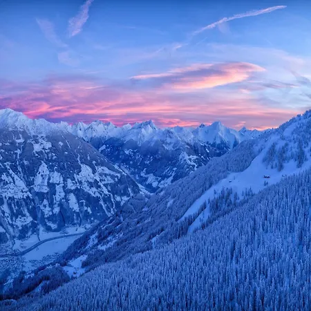 In Near Hochzillertal Area, Cleaning Included Holiday home