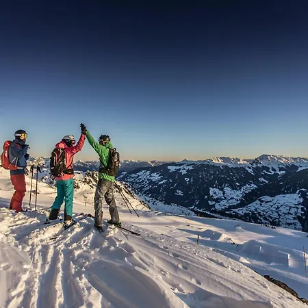 In Near Hochzillertal Area, Cleaning Included Holiday home *